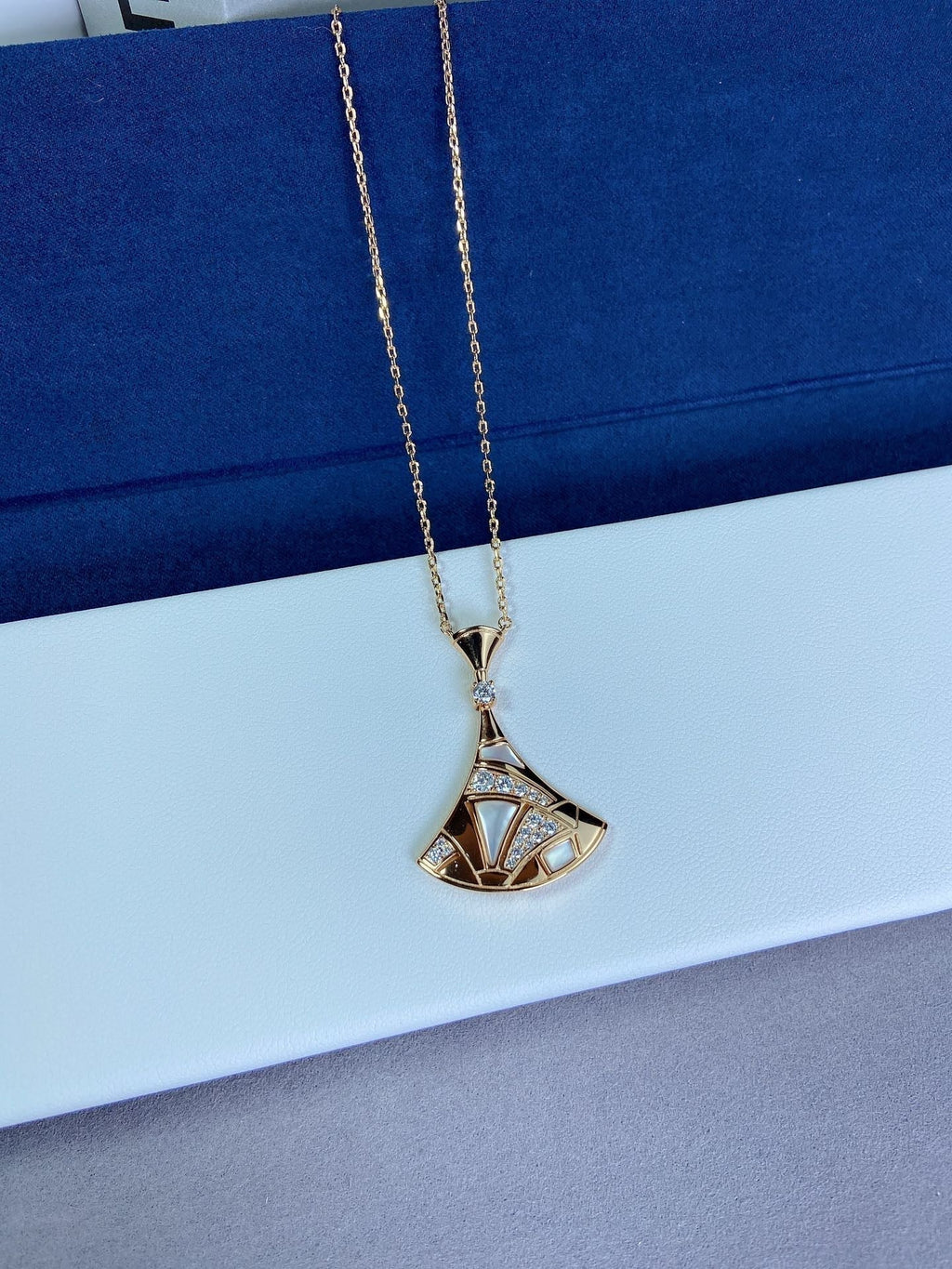 Bvlgari Dream MOP Cubic Zirconia Gold Necklace