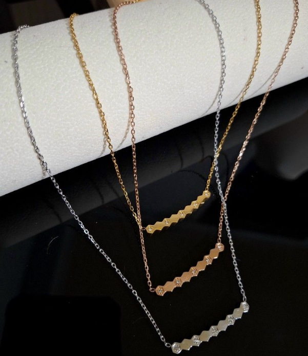 Chaumet Bee Love Necklace Cubic Zirconia