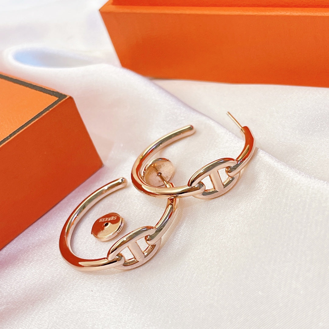 18K Chaine D'Ancre Hermes Earrings